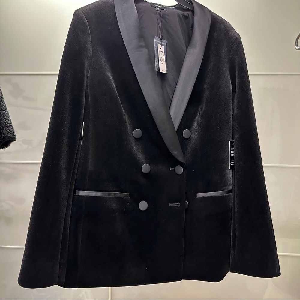 Velvet w/ satin trim